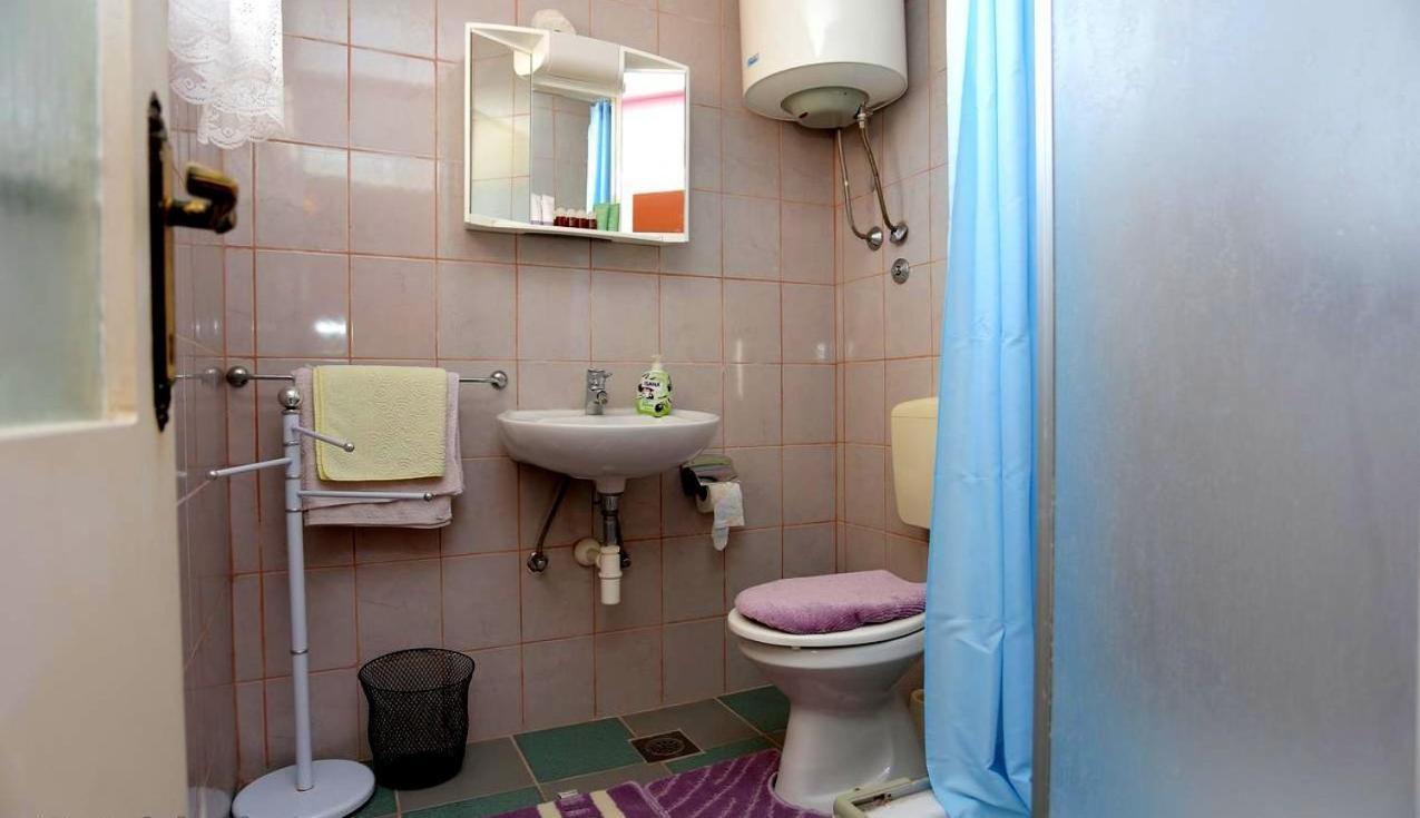 Leo Apartment *